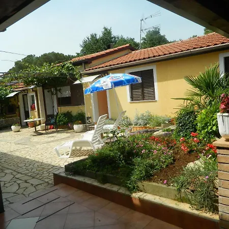 Vanda Apartman