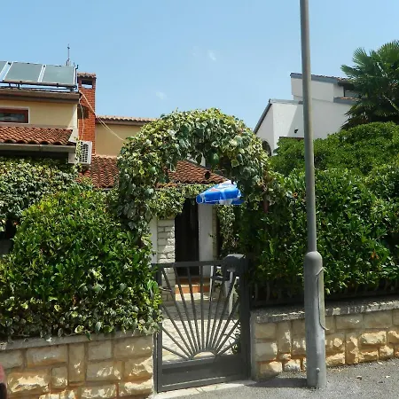 アパート Vanda ポレッチ